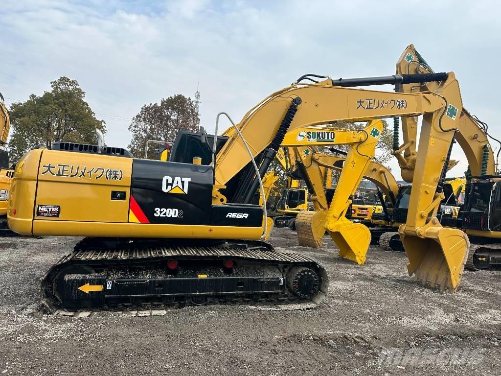 CAT 320 D2 履带挖掘机