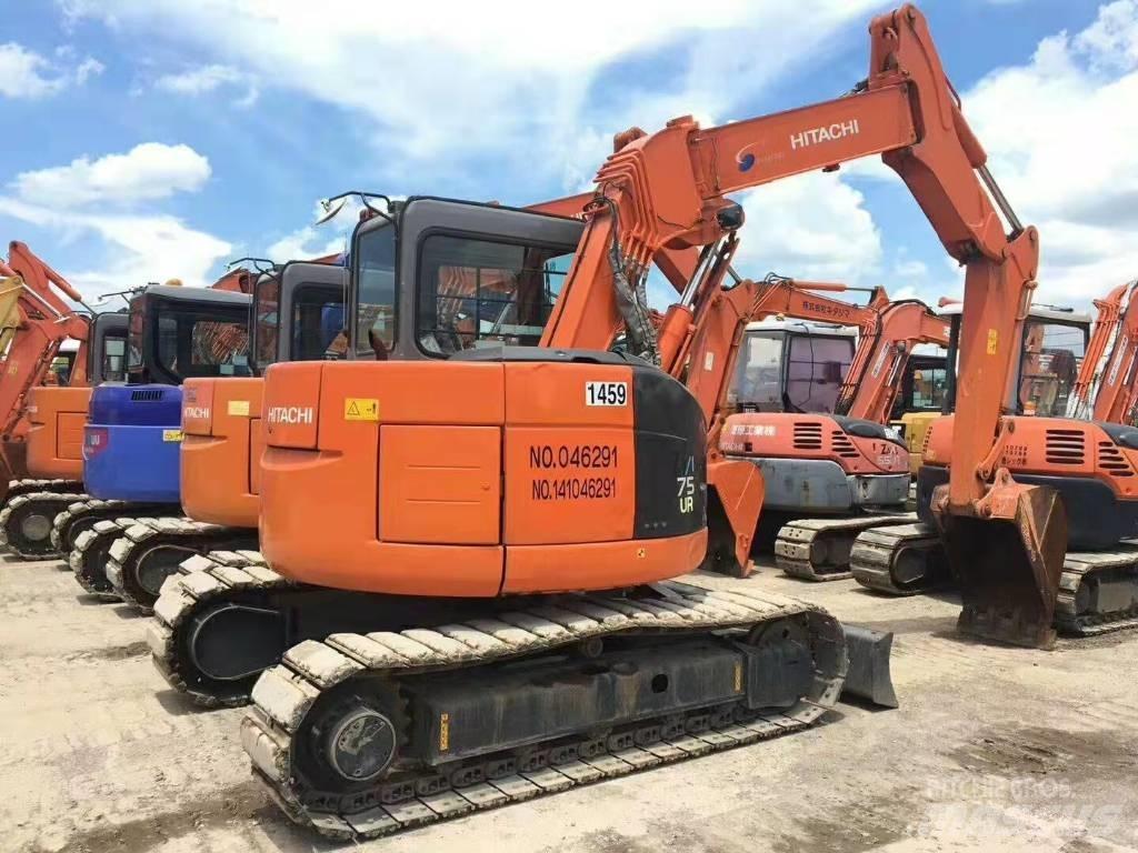 Hitachi ZX75 履带挖掘机