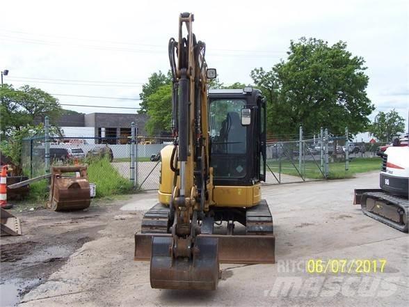 CAT 305E CR 小型挖掘机