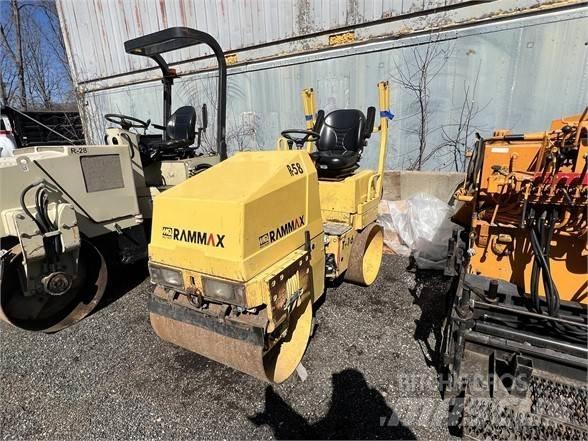 Rammax T16 单轮压路机