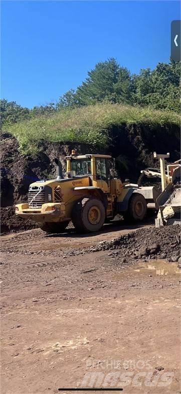 Volvo L120F 轮式装载机