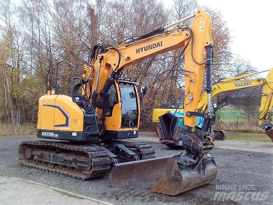 Hyundai HX 130 LCR 履带挖掘机