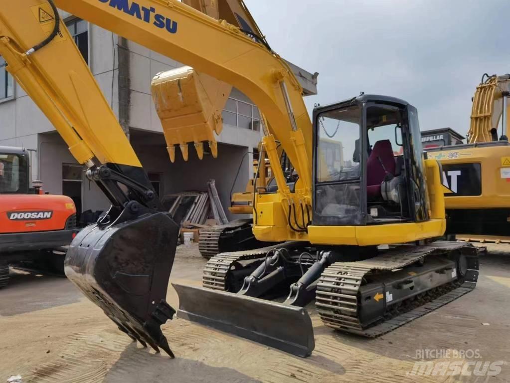 Komatsu PC 128US 中型挖掘机