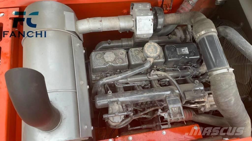 Doosan DX 300 LC LR 履带挖掘机