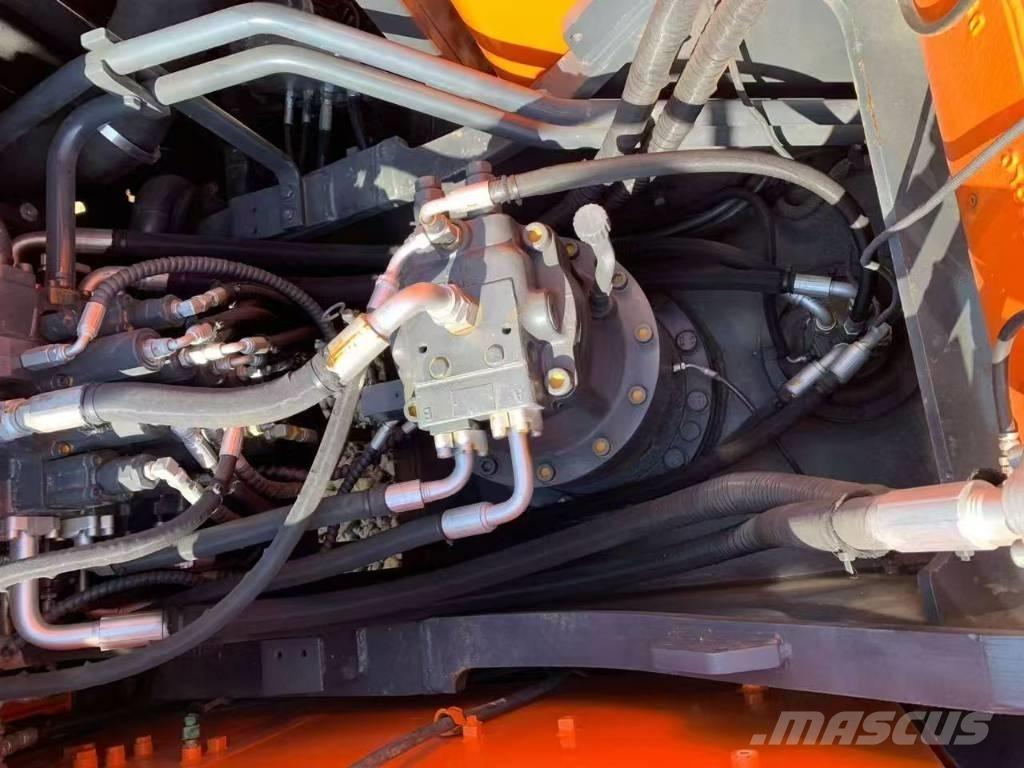 Doosan 300 履带挖掘机