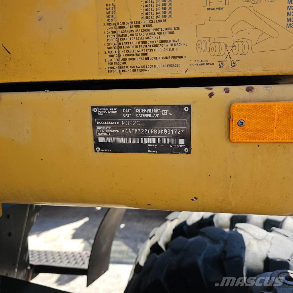 CAT 322 C 轮式挖掘机