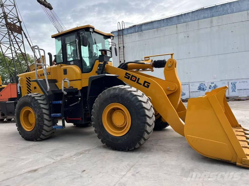 CAT LG956L 轮式装载机
