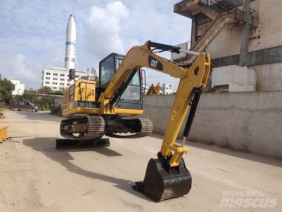 CAT 305.5E2 履带挖掘机