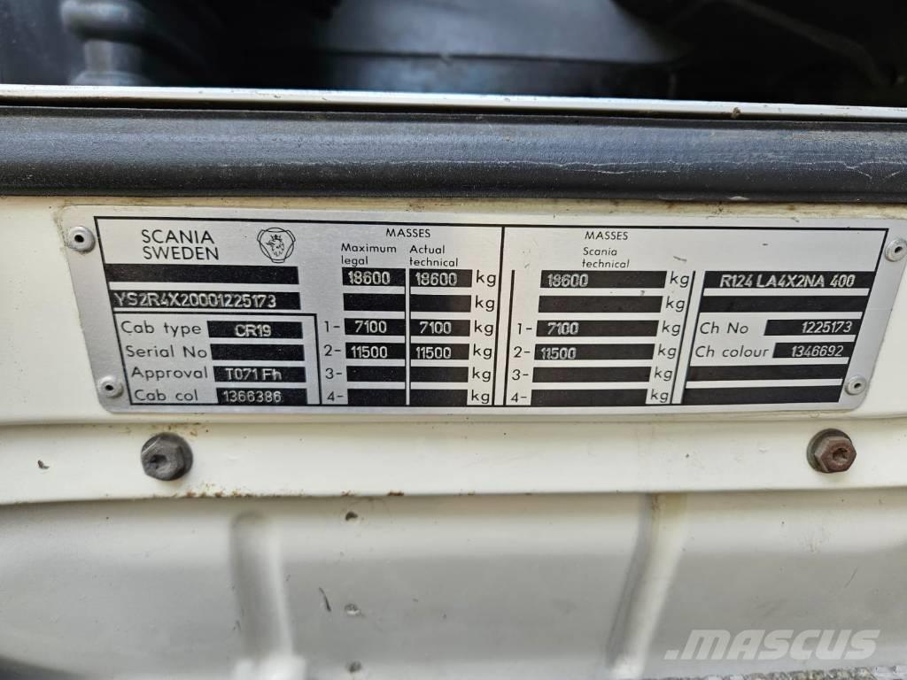 Scania 124 L 400 牵引车