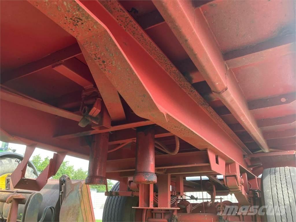 Oelkers DK 3 自卸拖车