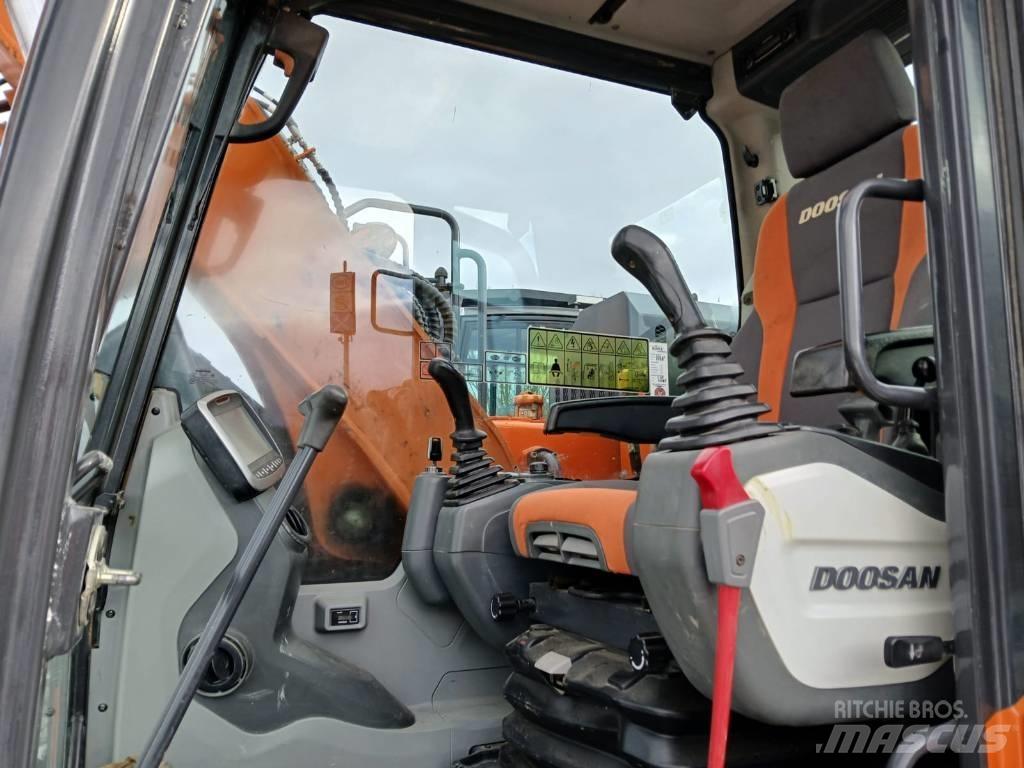 Develon DX 140 LCR-5 履带挖掘机