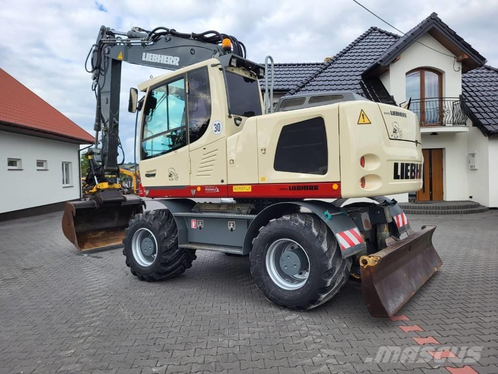 Liebherr 916 轮式挖掘机