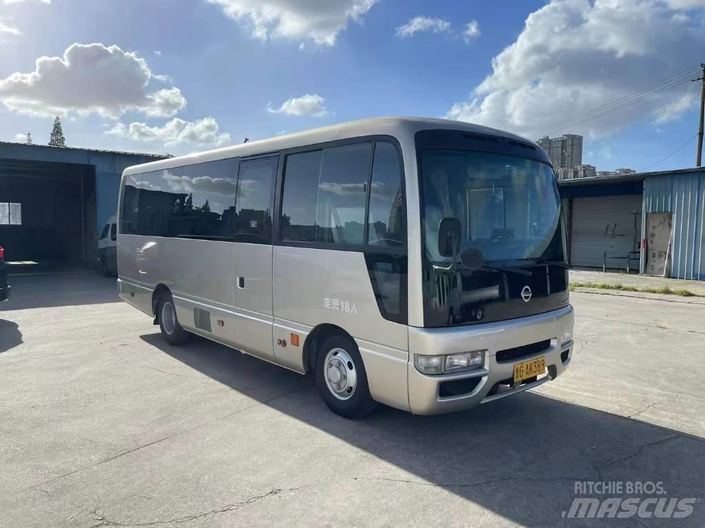 Nissan Civilian 公路客运汽车