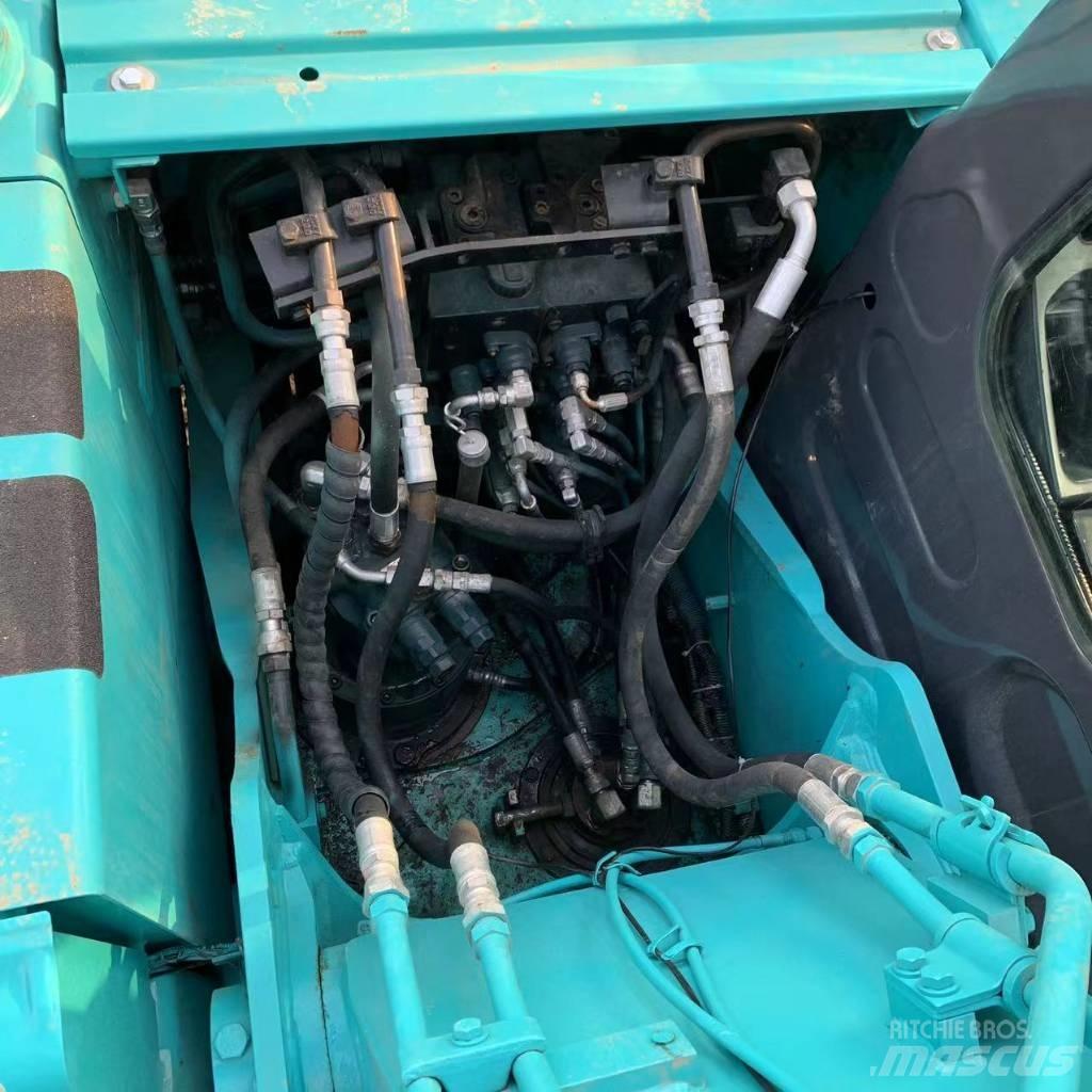 Kobelco 140 SR 履带挖掘机