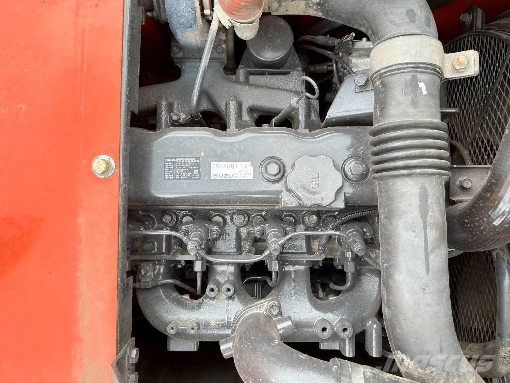 Hitachi ZX120 履带挖掘机