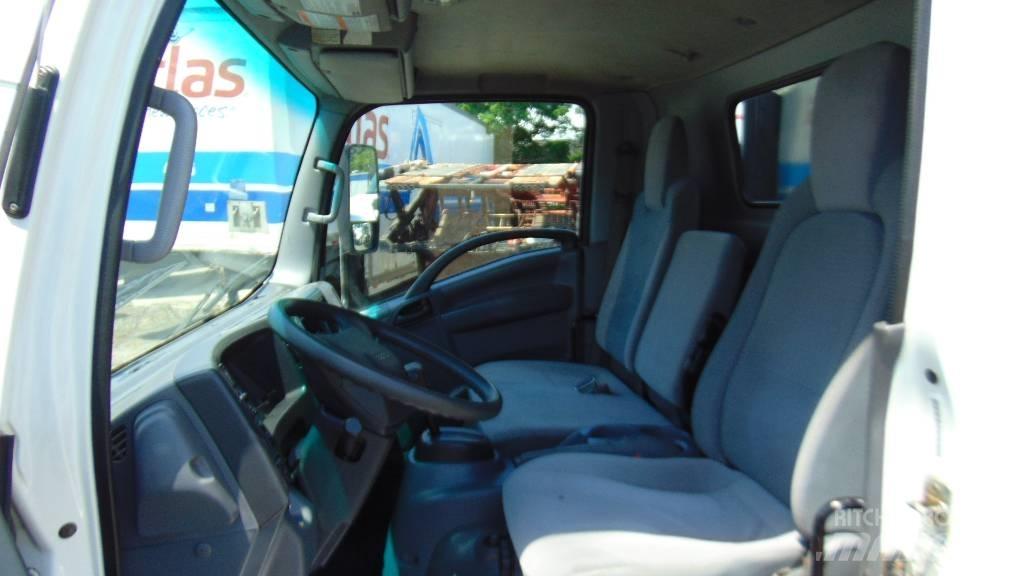 Isuzu NRR 平板栏板货车