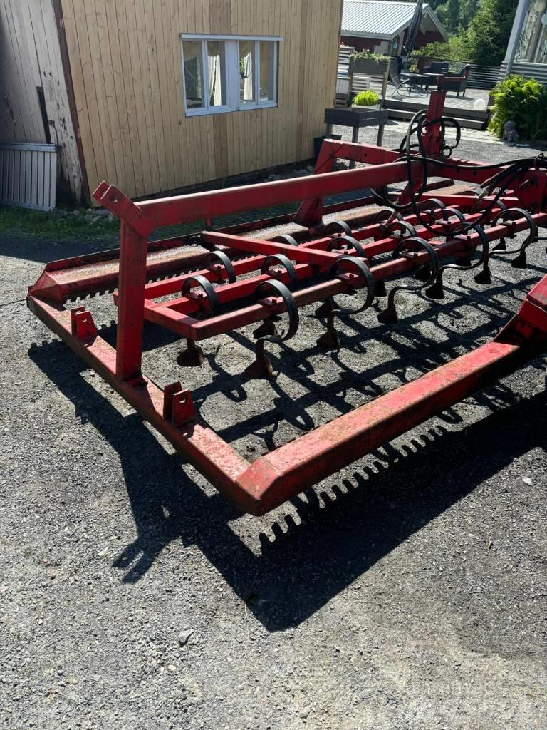 Runni Höylä äes 4m. 重型耙