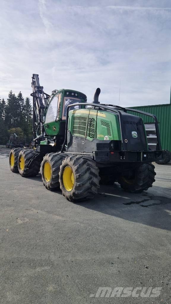 John Deere 1270 G 收割机