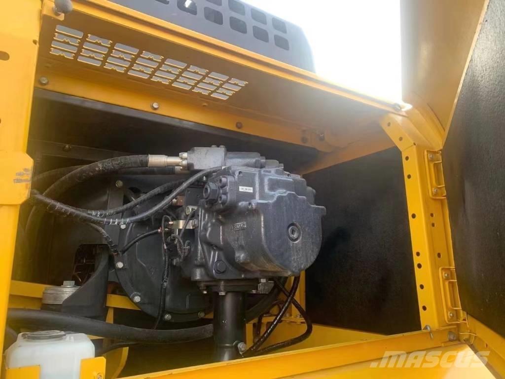 Komatsu pc 450 履带挖掘机