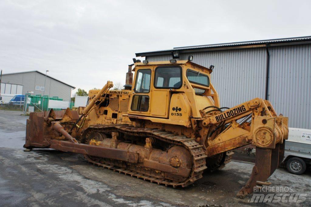 Komatsu D155A-1 推土机
