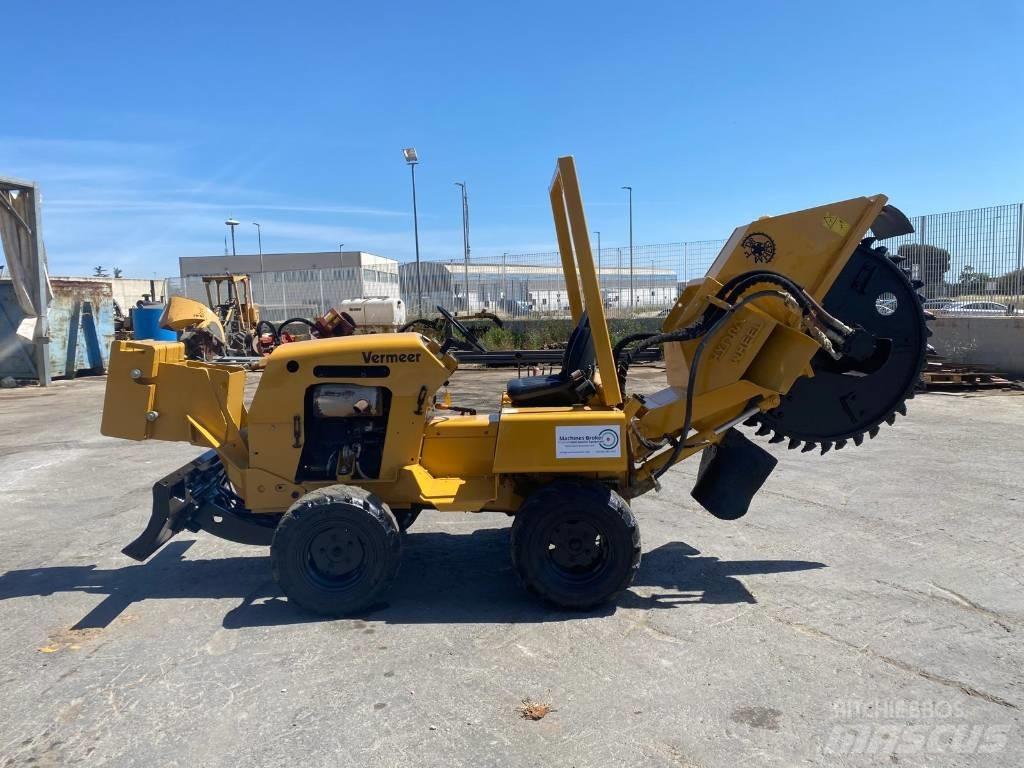 Vermeer RT450 挖沟机