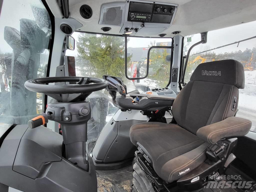 Valtra Q 305 拖拉机/农用车