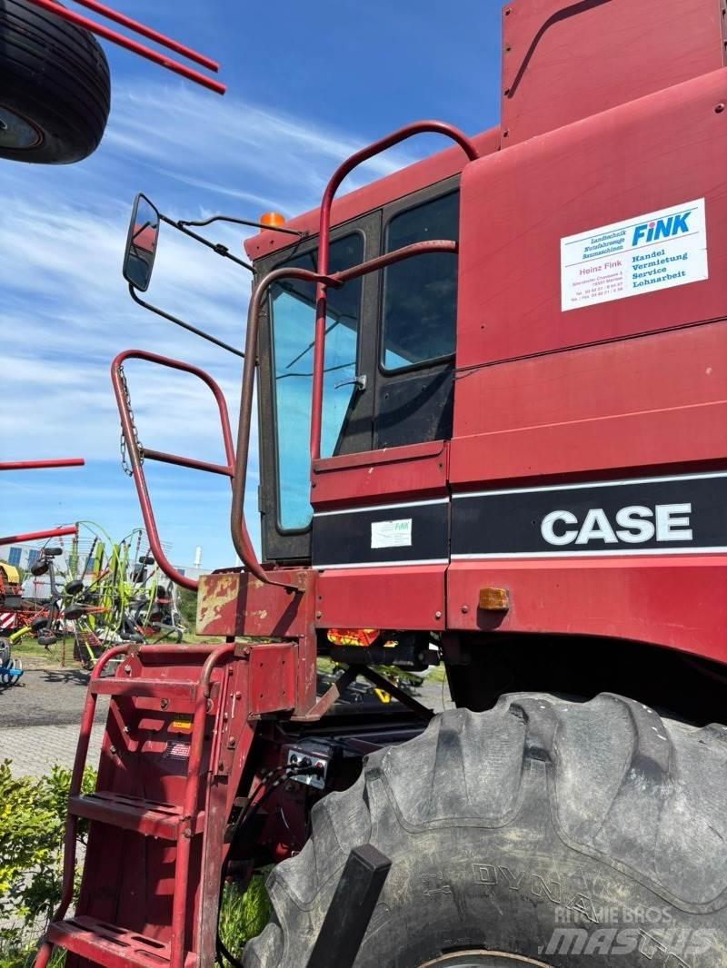 Case IH 1680 Axial 联合收割机