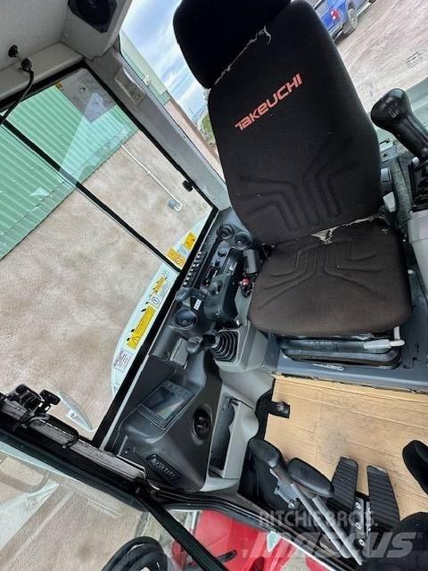 Takeuchi TB 260 小型挖掘机