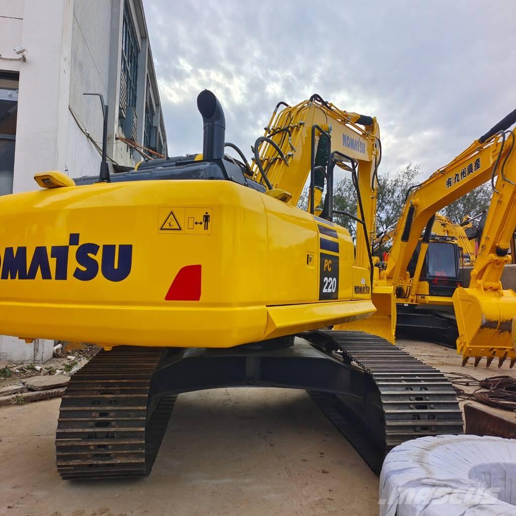 Komatsu PC 220 履带挖掘机