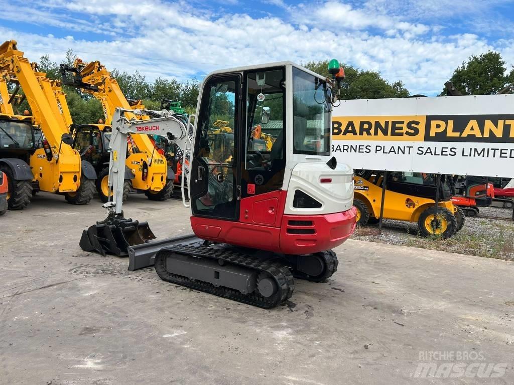 Takeuchi TB 230 小型挖掘机