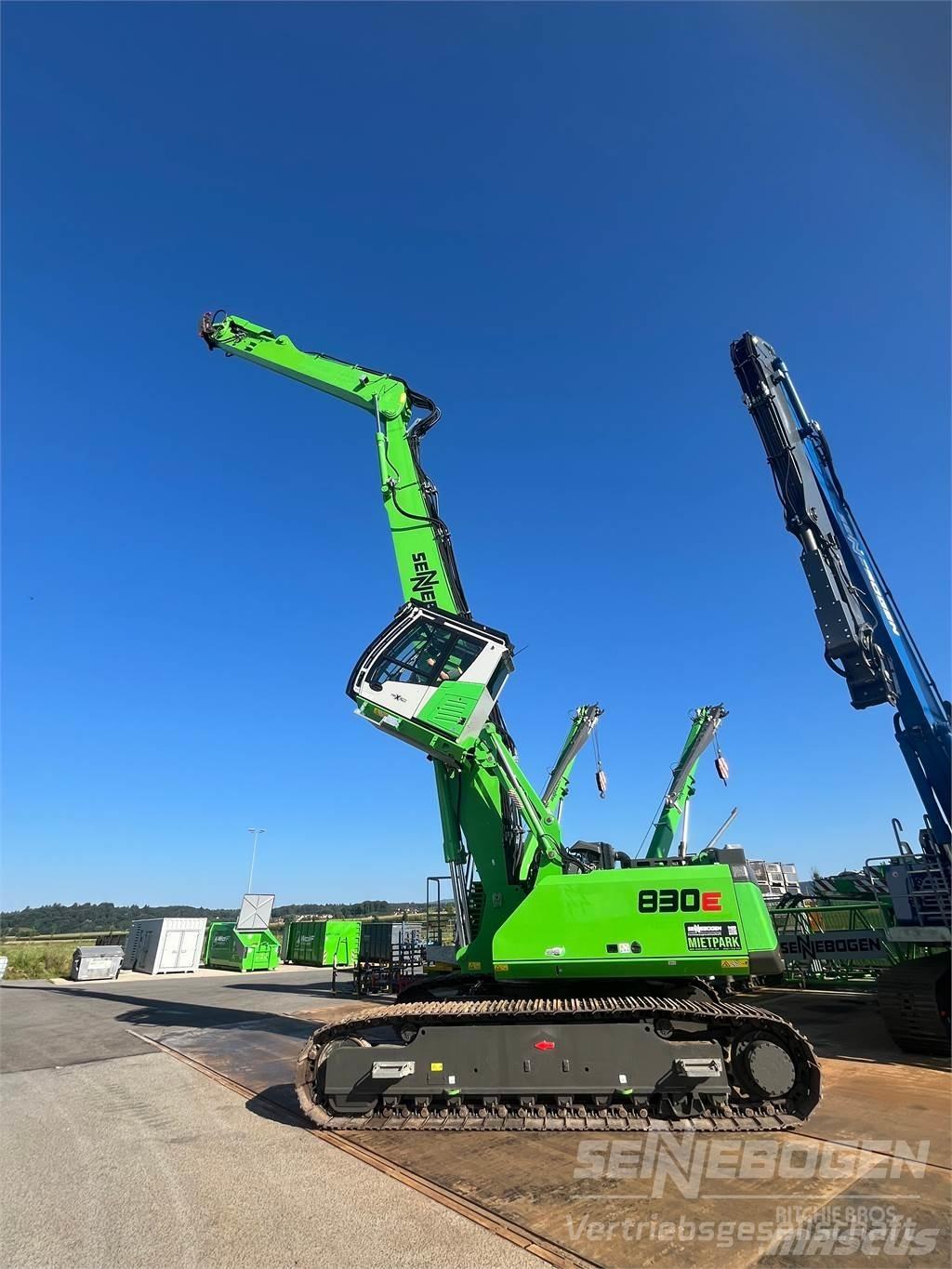 Sennebogen 830 R 组装挖掘机
