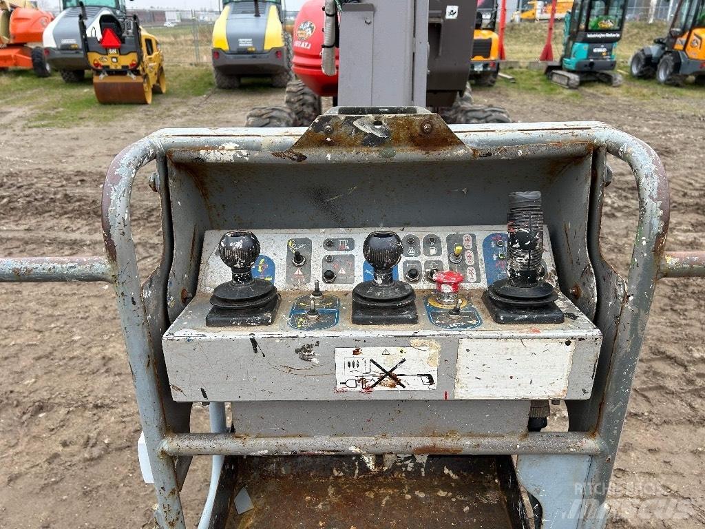 Manitou 180 ATJ 曲臂高空工作平台