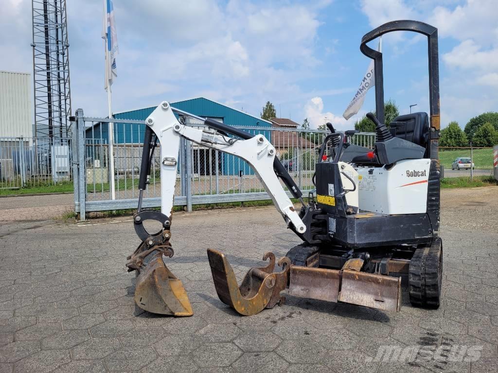 Bobcat E 10z 小型挖掘机