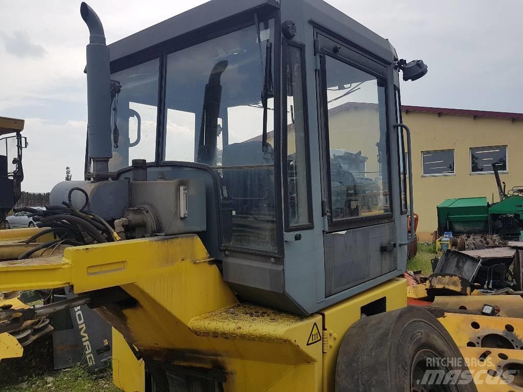 Bomag BW 184 AD 驾驶室与内部