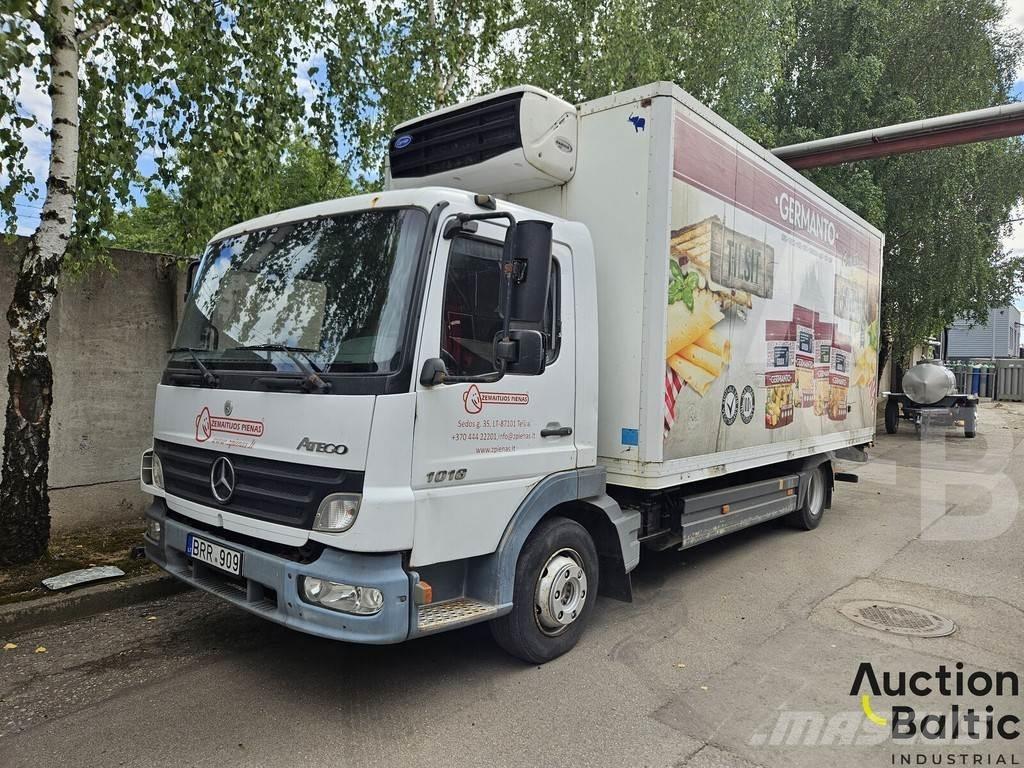 Mercedes-Benz 1018 冷藏车