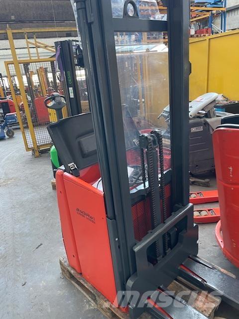 Linde L16 行走式堆垛机