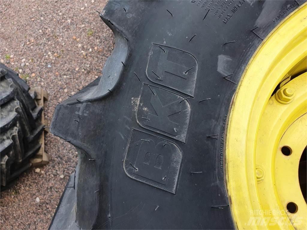 BKT 320/85R20 x2 轮胎、车轮、轮圈