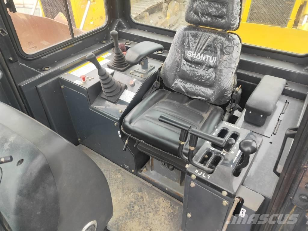 Shantui SD22 履带式推土机