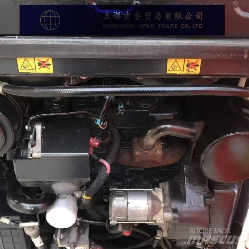 Bobcat S 70 滑移装载机
