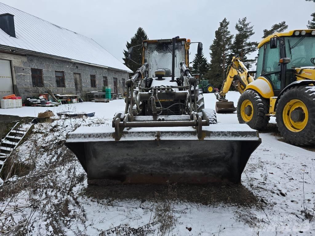 Valmet 6000 4x4 反铲装载机