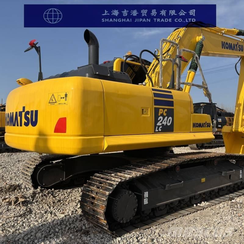 Komatsu PC 240 履带挖掘机