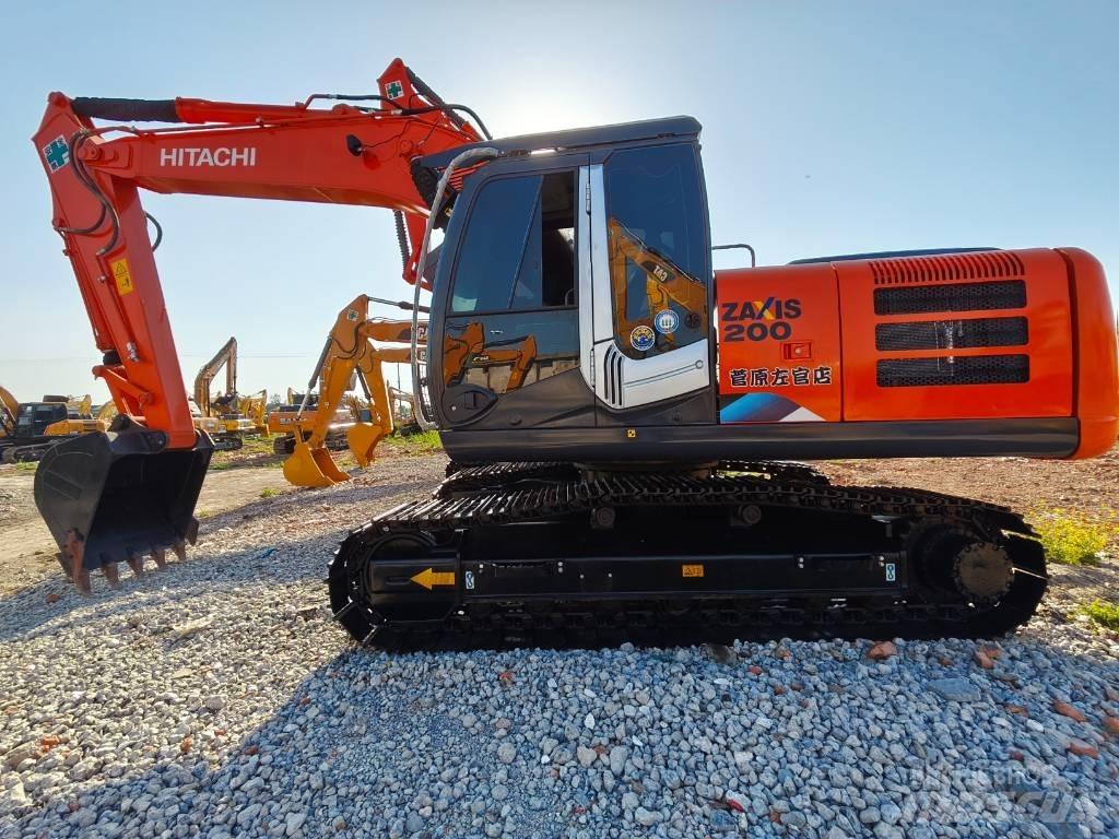 Hitachi ZX 200 履带挖掘机