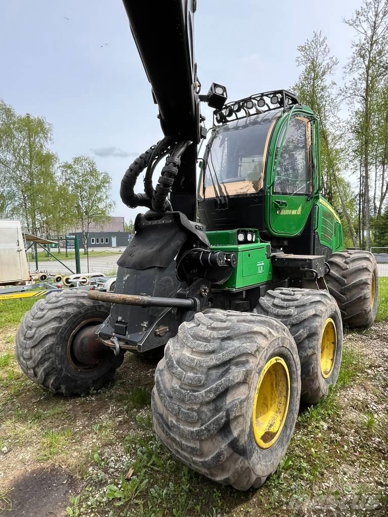John Deere 1070E 收割机