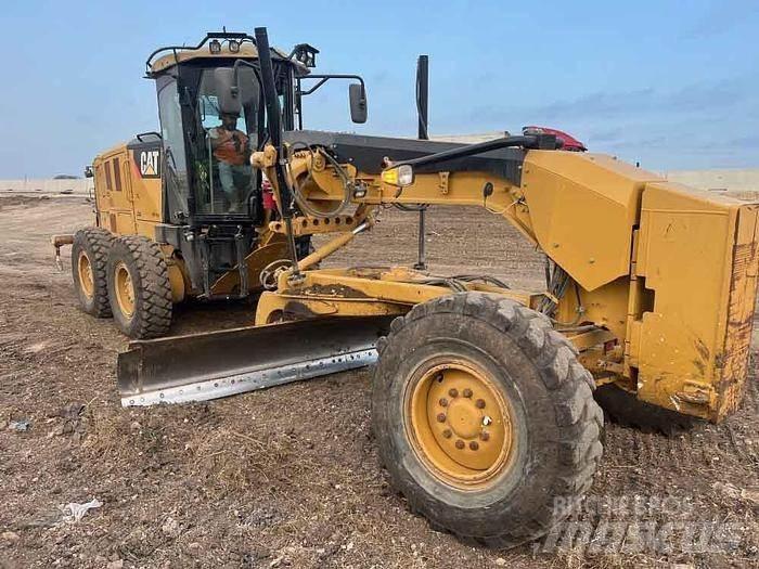 CAT 140M2 平地机/推土机