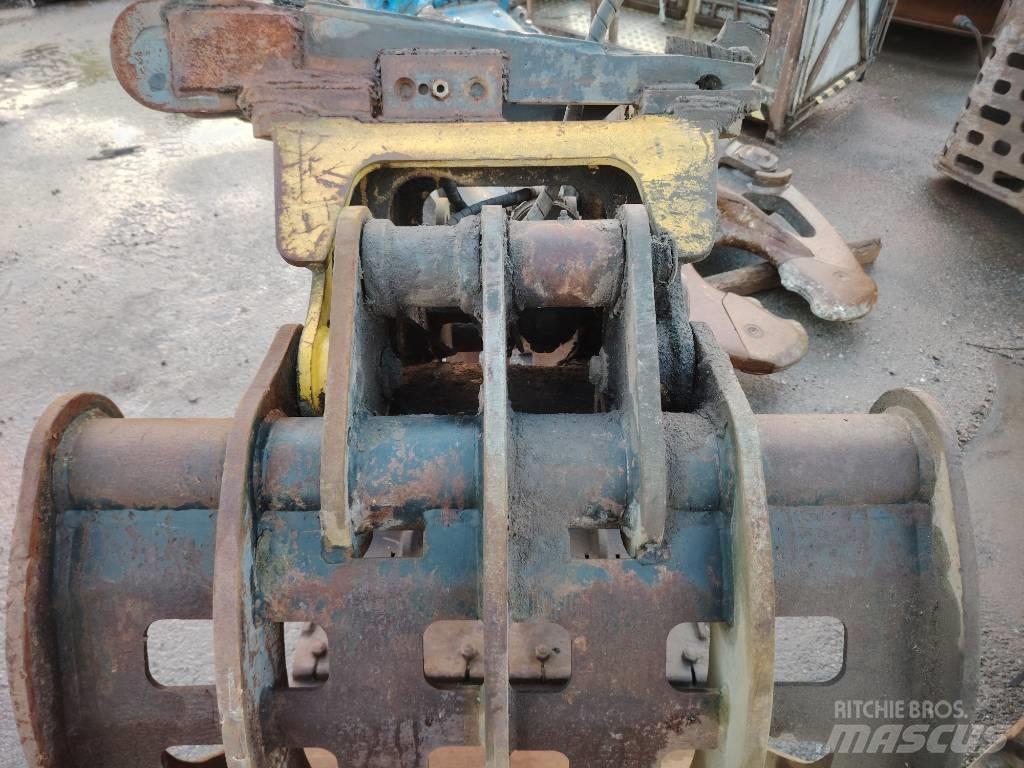 Engcon Koura 抓斗
