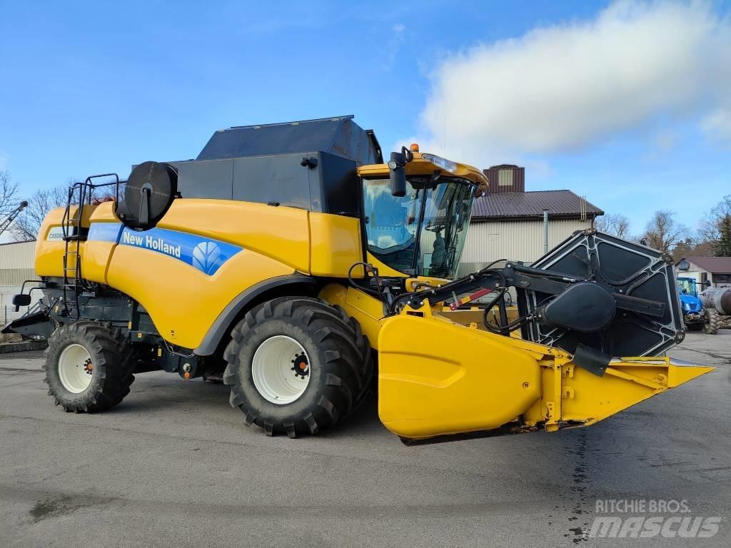 New Holland CX 8080 联合收割机