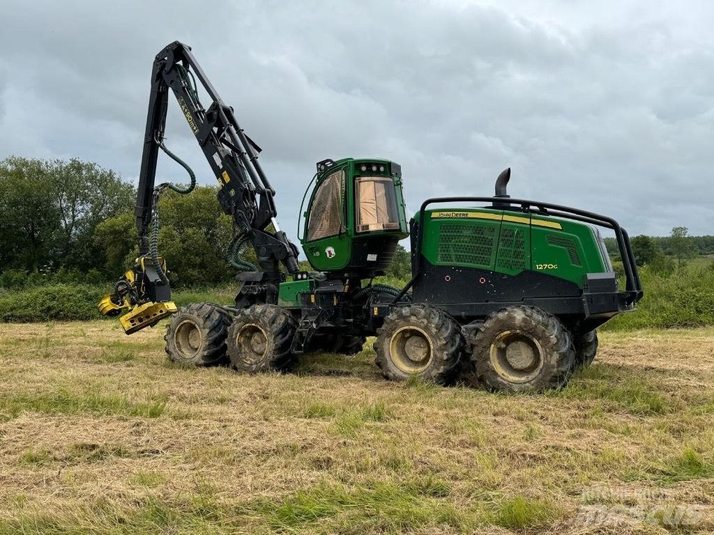 John Deere 1270G 8WD 收割机