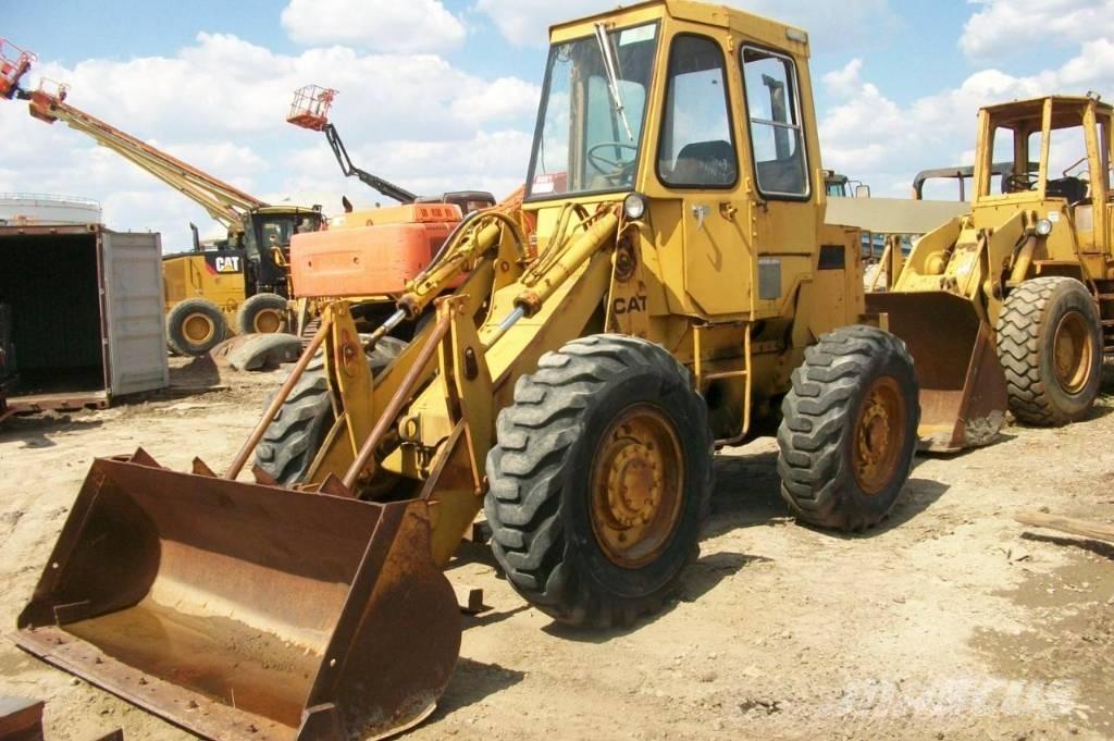 CAT 910 轮式装载机