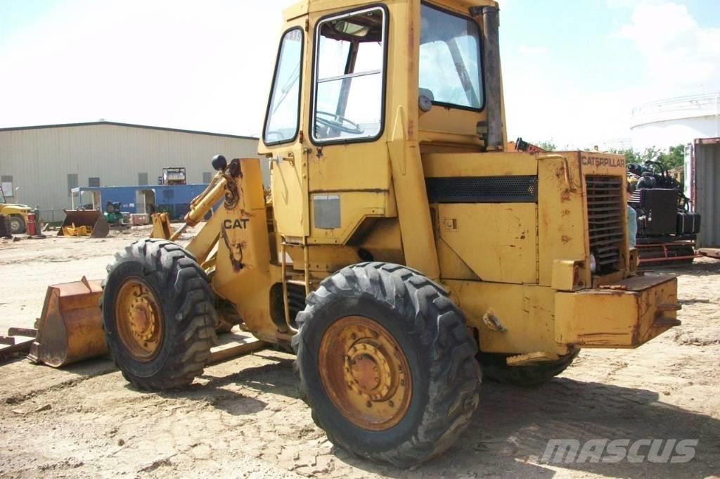CAT 910 轮式装载机