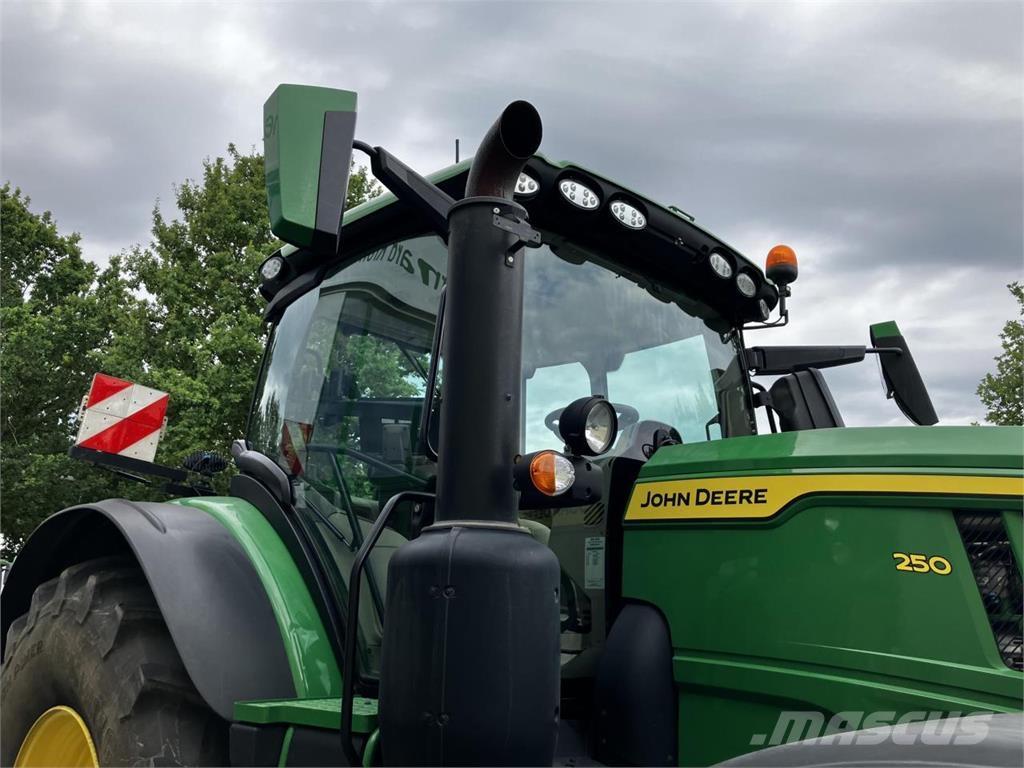 John Deere 6R 250 拖拉机/农用车